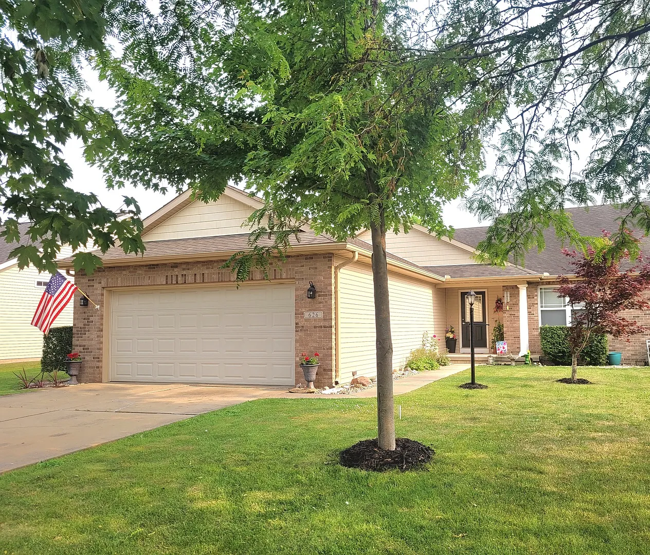 626 Sedgegrass Dr photo 1