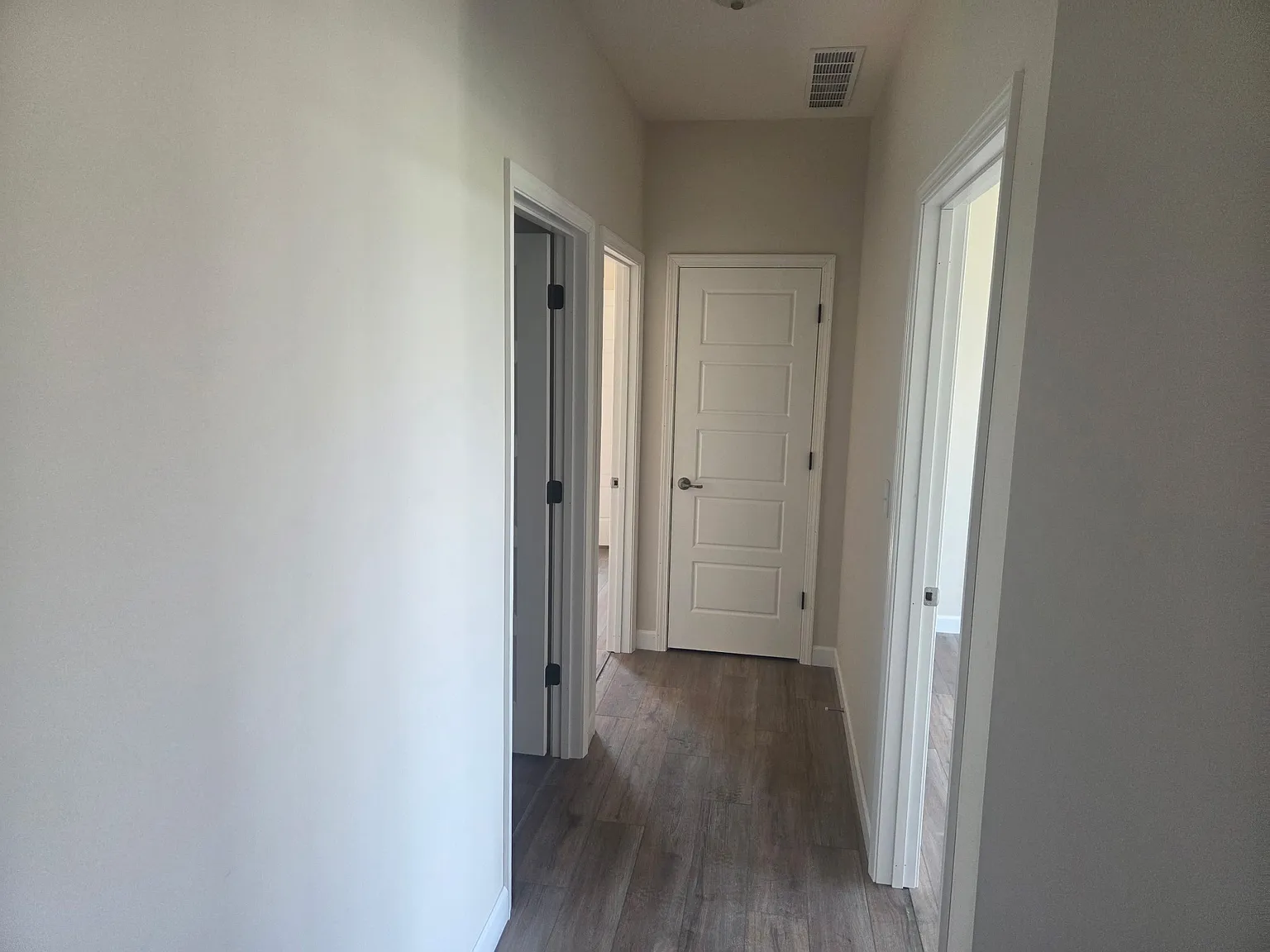 3 bed, $3,500 — Photo 3
