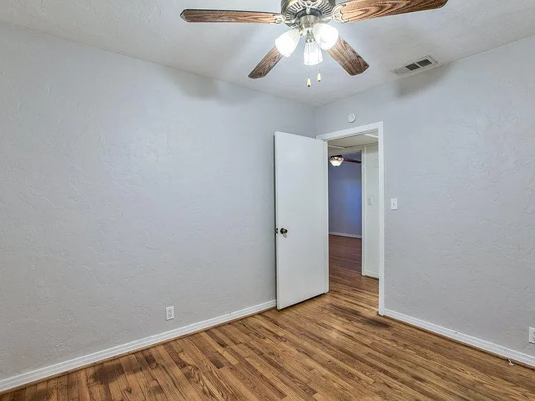 1314 W Tharpe St — Photo 11
