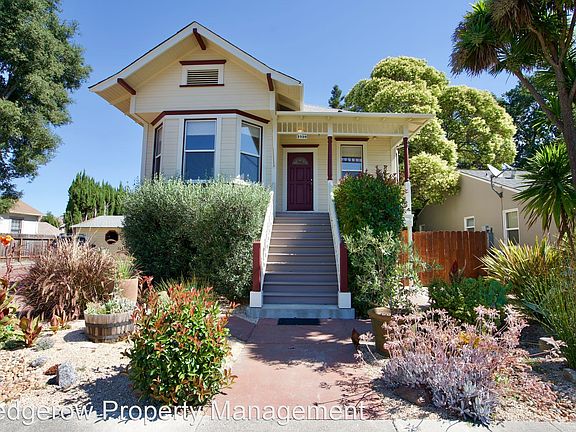 3rd image of 2330 2nd St #2330