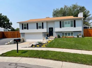 11038 S Lexington Cir, Sandy, UT 84092