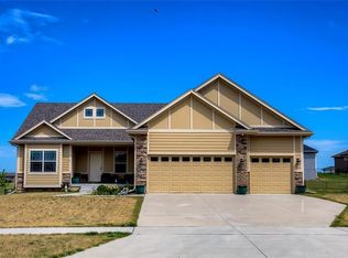 2604 NE 16th St, Ankeny, IA 50021