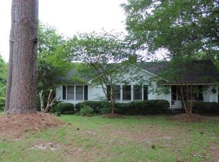 21 Golson Rd, Fort Deposit, AL 36032