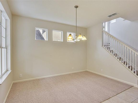 4th image of 409 Park Lake Dr