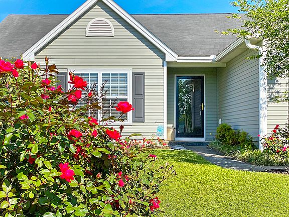 3rd image of 5064 Carrington Ct