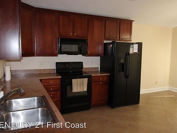 3rd image of 12410 Cadley Cir