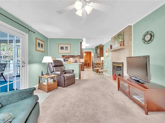 5th image of 111 McCosh Dr