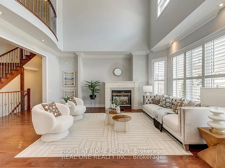 96 Spring Azure Cres — Photo 8
