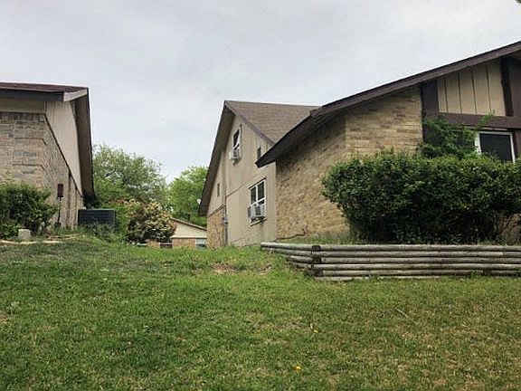 2nd image of 4606 Cliffwood Dr
