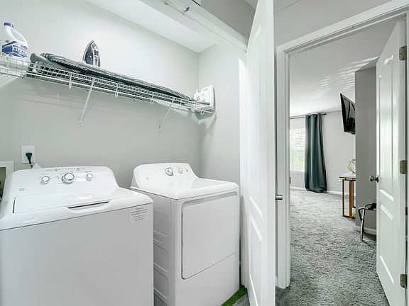 5th image of 3274 Cascade Parc Blvd SW