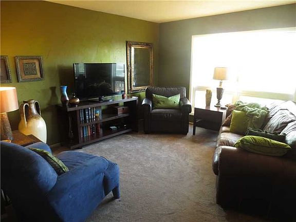 4th image of 217 Brentwood Dr NE