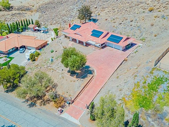 2nd image of 26340 Kalmia Ave