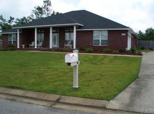 872 Chesapeake Trl, Cantonment, FL 32533