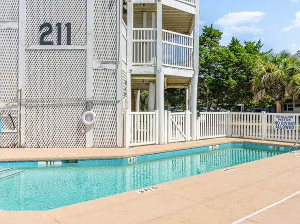 211 Hillside Dr N #104, North Myrtle Beach, SC 29582