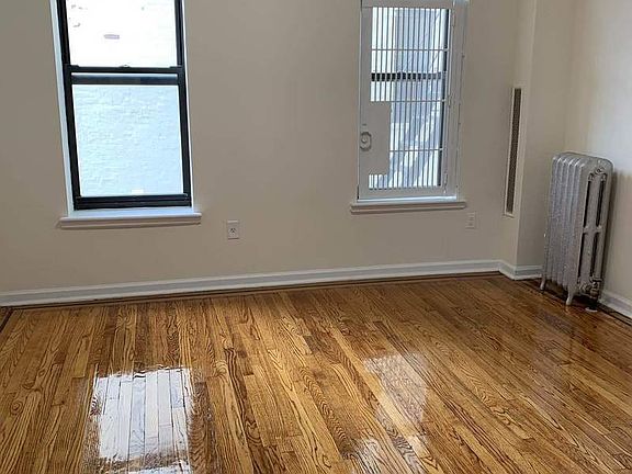 4th image of 320 Sterling St APT 4FE