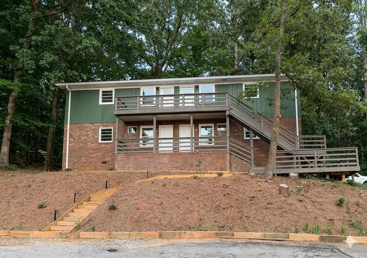2 bed, 875 sqft, $1,450 — Photo 1