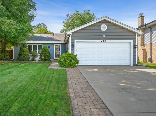 263 Deming Pl, Westmont, IL 60559
