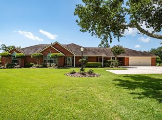 4222 Skylane Rd, Beach City, TX 77523