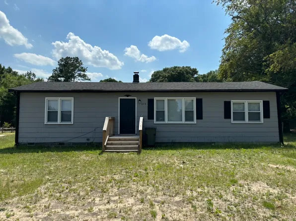 375 Bladen Cir, Fayetteville, NC 28312