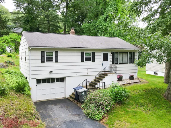 6 Oriole Lane, Seymour, CT 06483