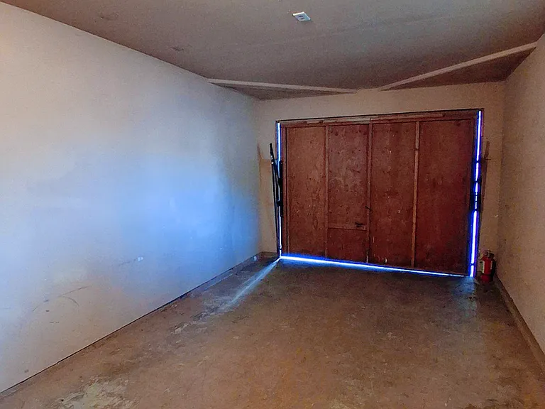 5218 E Lowe — Photo 15