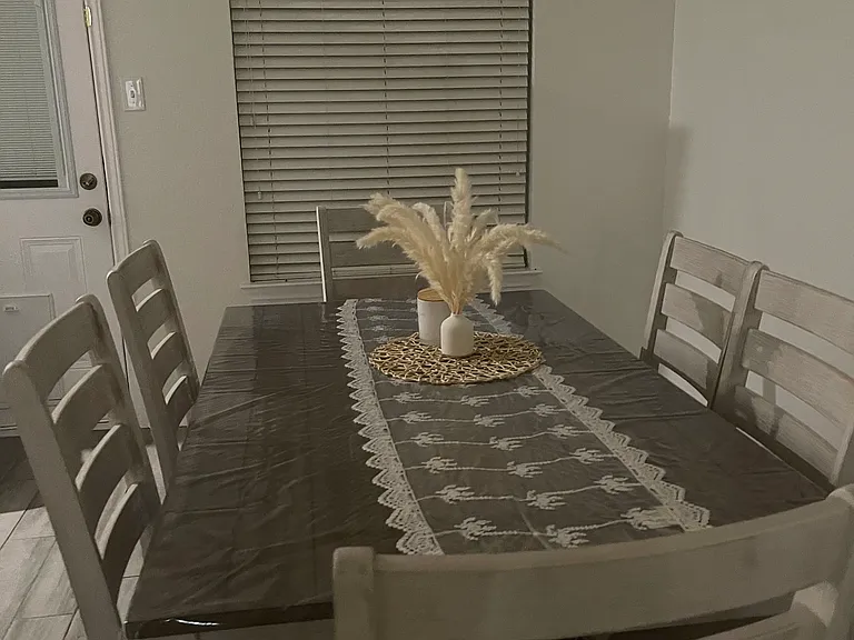 4009 Mayfield Cave Trl — Photo 3