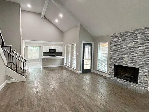 1477 Hampton Rd Photo 1