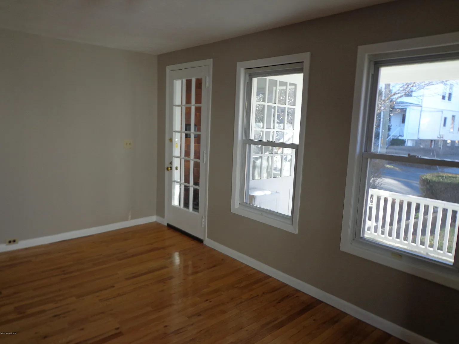 2 bed, 2.0 bath, 1569 sqft, $3,400 — Photo 4