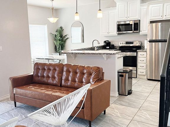 5th image of 48157 Ocean Blvd #6