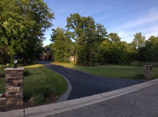 5235 Forest Gate Ct, Grand Blanc, MI