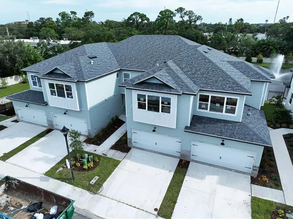 7773 93rd St N, Seminole, FL 33777