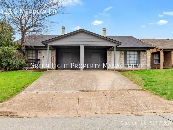 3423 S Meadow Dr, Fort Worth, TX 76133