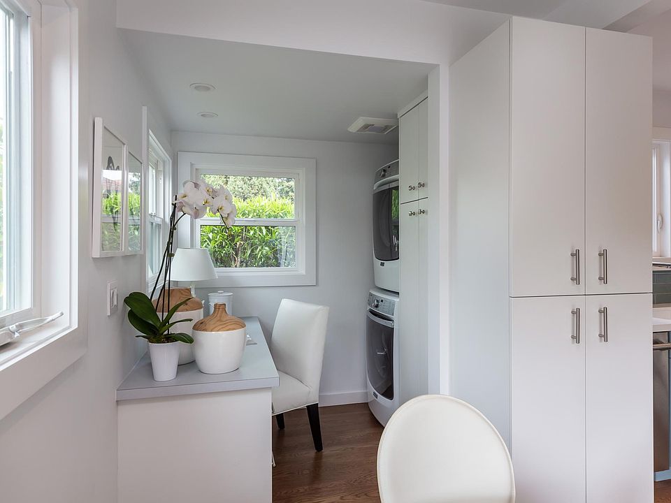 1st image of 388 Sequoia Ave
