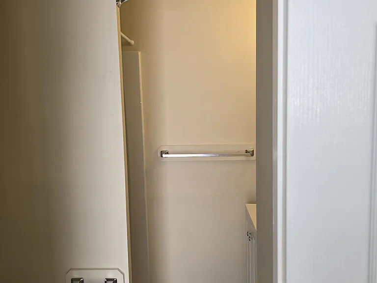 1144 Farmer St #B — Photo 9