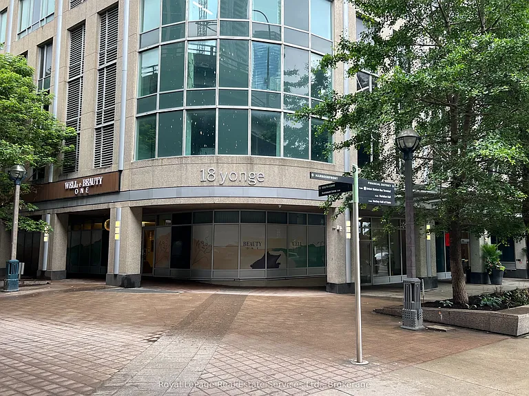 18 Yonge St #2907 — Photo 19