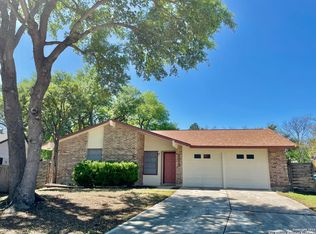 4915 Bluetop Ln, San Antonio, TX 78217