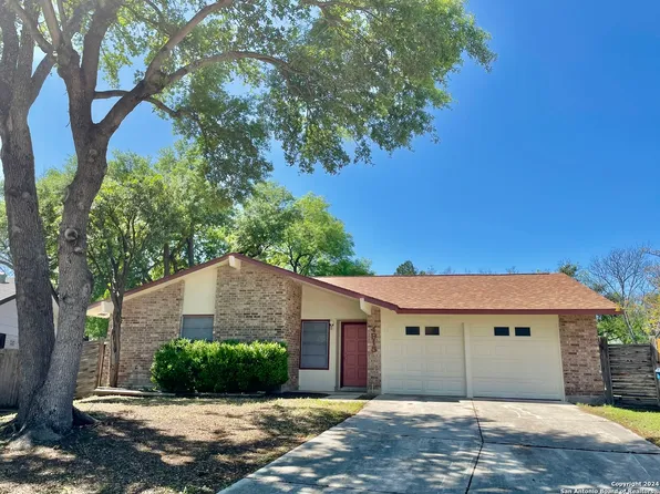 4915 Bluetop Ln, San Antonio, TX 78217