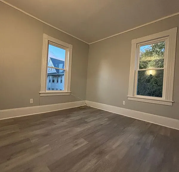 1158 Howard Ave #1 — Photo 16