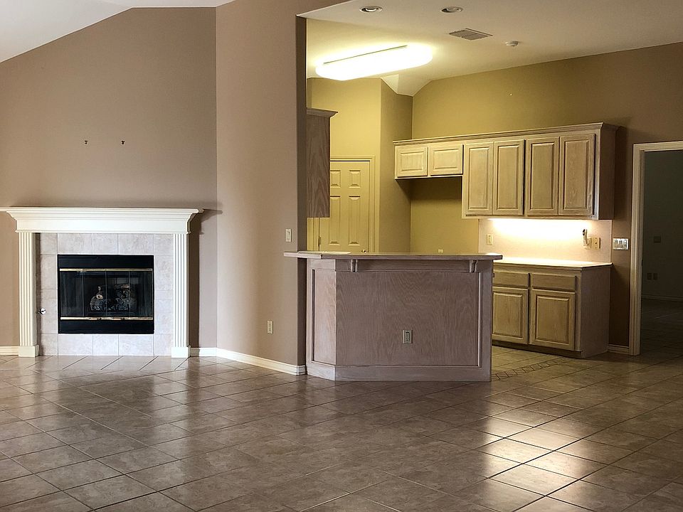 1st image of 6005 Garden Ct