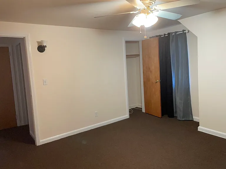 429 Burton Ave #B — Photo 32