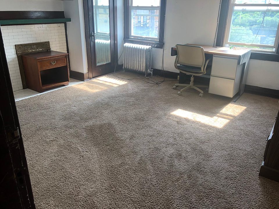 2nd image of 3457 Parkview Ave