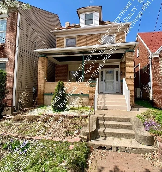 122 Olympia St