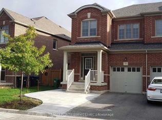 16 Lady Evelyn Cres, Brampton, ON L6Y 6C7
