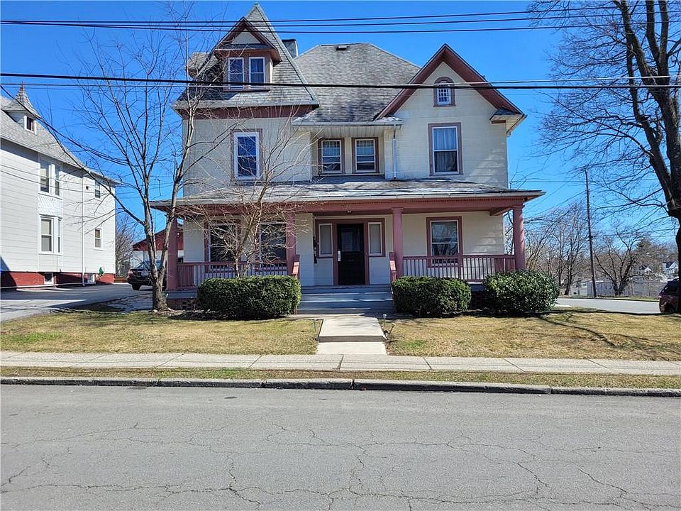 1st image of 52 Grand Avenue