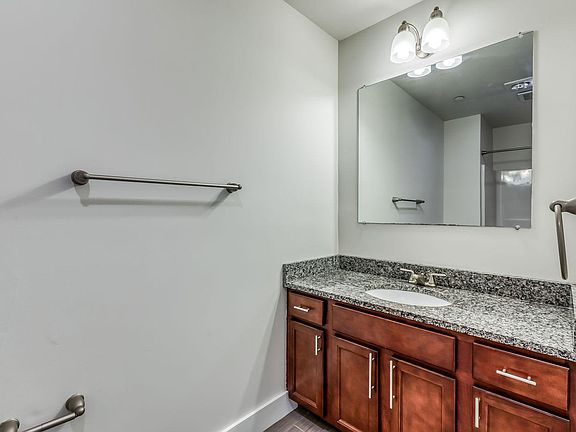 3rd image of 4122 Haverford Ave APT 10
