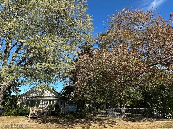 1986 Romeo St, Ferndale, MI 48220