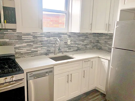 Rented by Azure Realty NY LLC | media 4