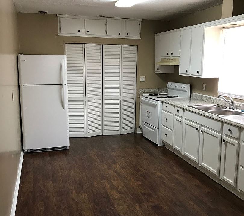 1st image of 909 Ponderosa Dr