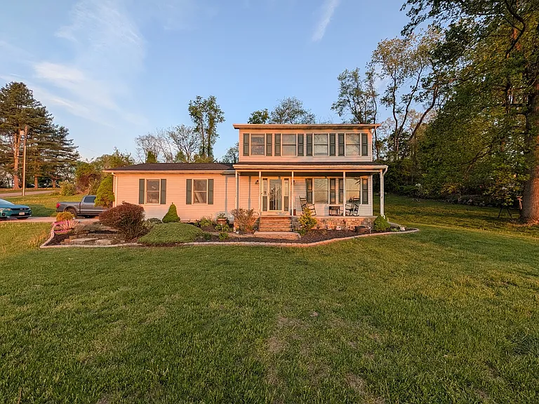 16 Walnut Trl — Photo 1