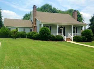 18 Leawood Ct, Lindale, GA 30147